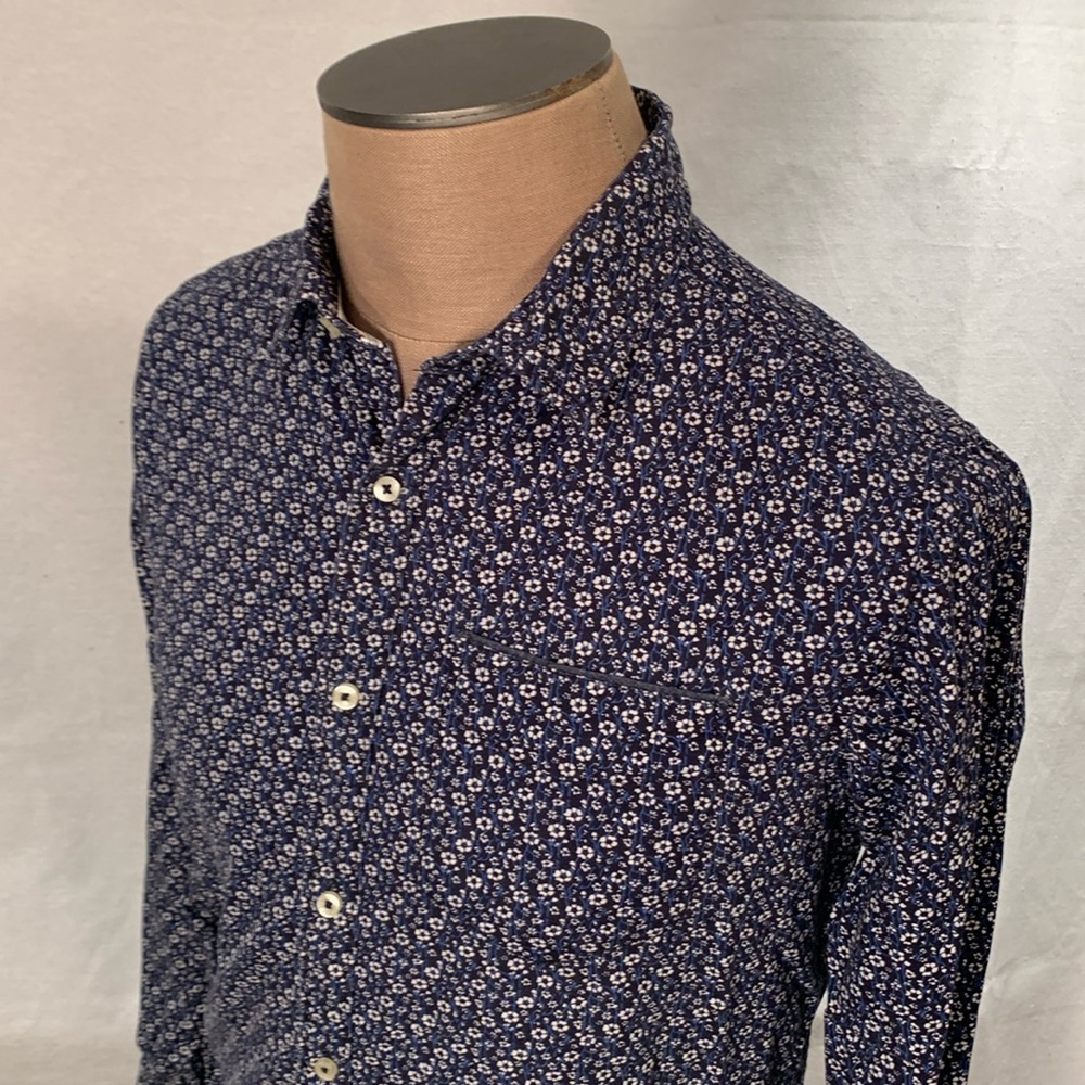 Cactus Menswear Long Sleeve micro floral prob size Small